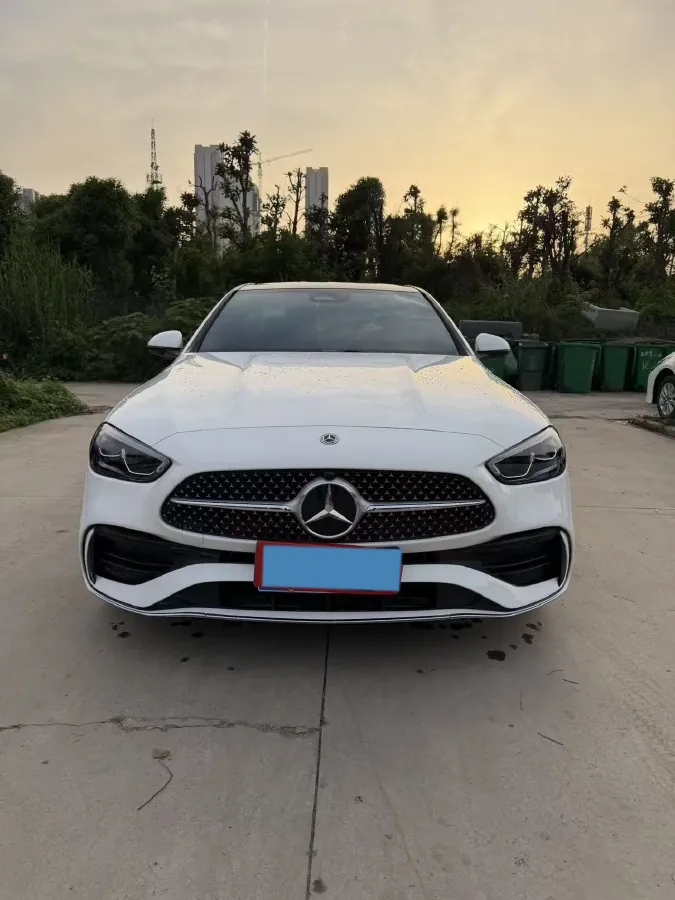 2024 Mercedes-Benz C Class 1.5T 204HP L4 9AT,autocango,china used car exporter,china ev exporter,chinese used car exporter,chinese used ev exporter
