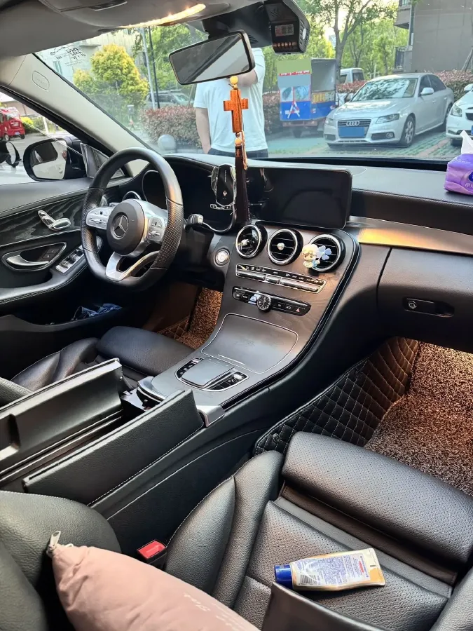 2021 Mercedes-Benz C Class 1.5T 156HP L4 9AT,autocango,china used car exporter,china ev exporter,chinese used car exporter,chinese used ev exporter