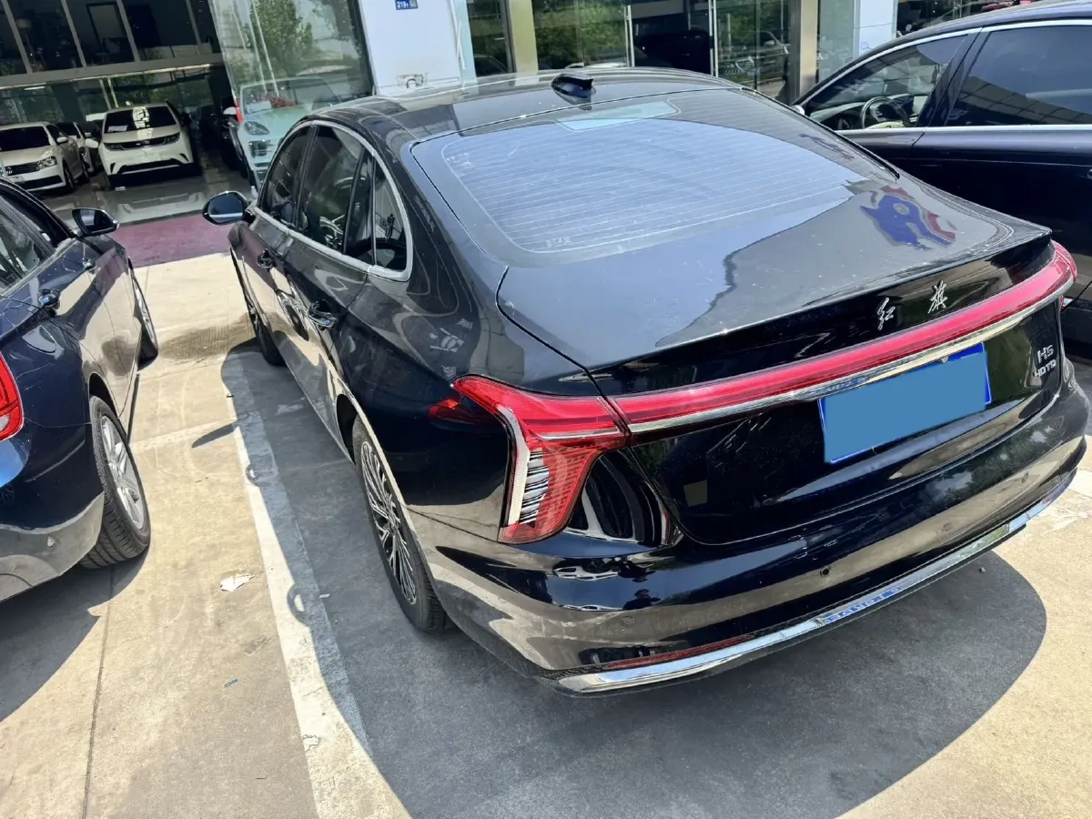 2023 HongQi H5 2.0T 224HP L4 8AT,autocango,china used car exporter,china ev exporter,chinese used car exporter,chinese used ev exporter