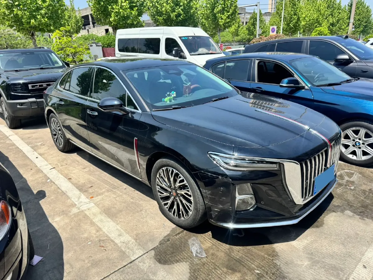 2023 HongQi H5 2.0T 224HP L4 8AT,autocango,china used car exporter,china ev exporter,chinese used car exporter,chinese used ev exporter