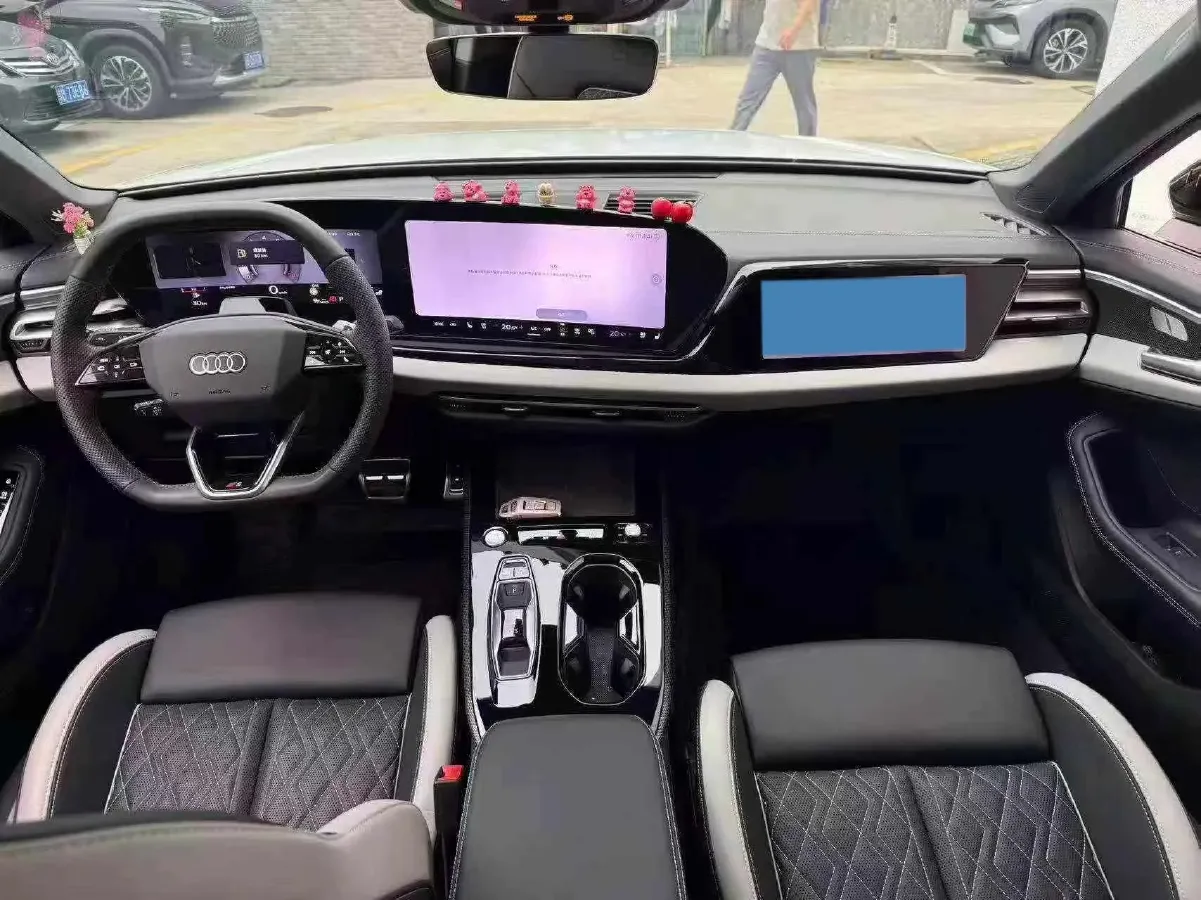 2026 Audi A5L 2.0T 204HP L4 7DCT,autocango,china used car exporter,china ev exporter,chinese used car exporter,chinese used ev exporter