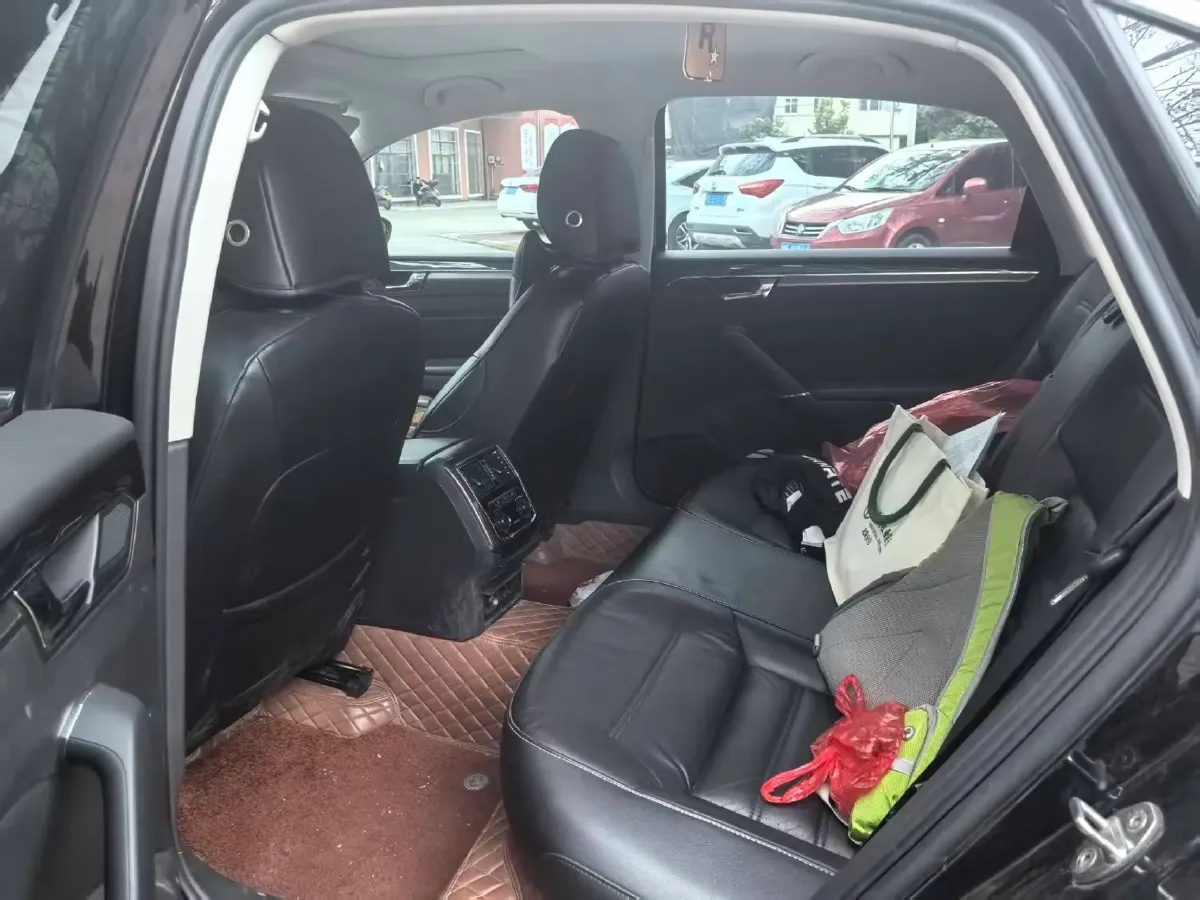 2017 Volkswagen Passat 1.8T 180HP L4 7DCT,autocango,china used car exporter,china ev exporter,chinese used car exporter,chinese used ev exporter