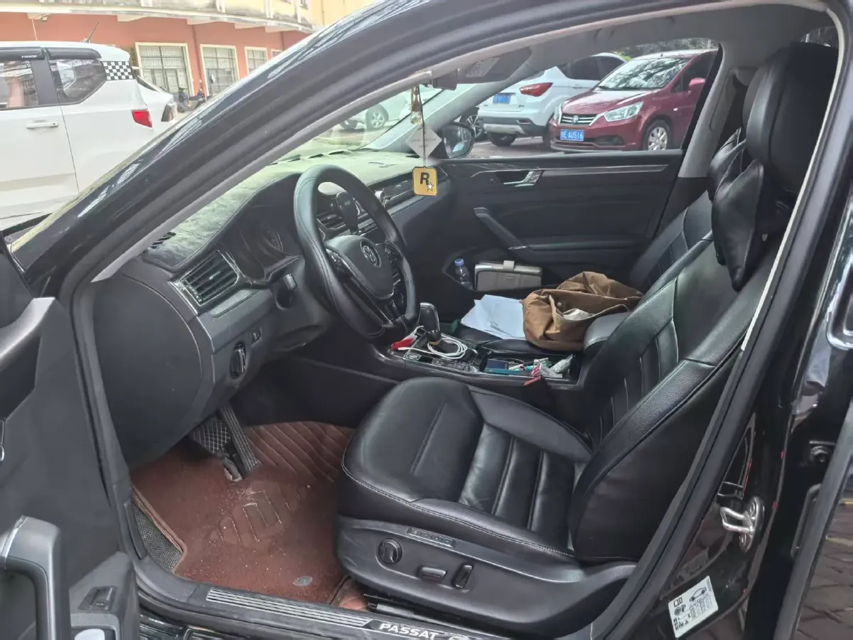 2017 Volkswagen Passat 1.8T 180HP L4 7DCT,autocango,china used car exporter,china ev exporter,chinese used car exporter,chinese used ev exporter