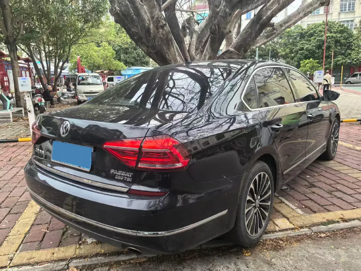 2017 Volkswagen Passat 1.8T 180HP L4 7DCT,autocango,china used car exporter,china ev exporter,chinese used car exporter,chinese used ev exporter