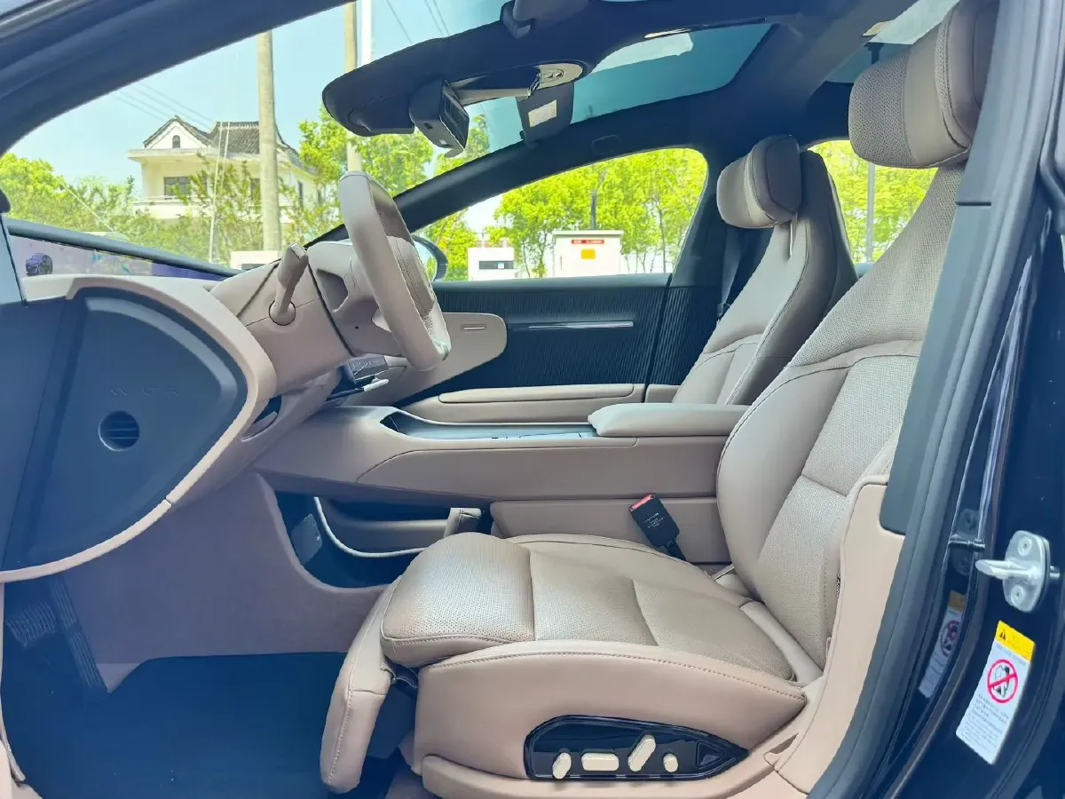 2026 Avatr 12 BEV,autocango,china used car exporter,china ev exporter,chinese used car exporter,chinese used ev exporter