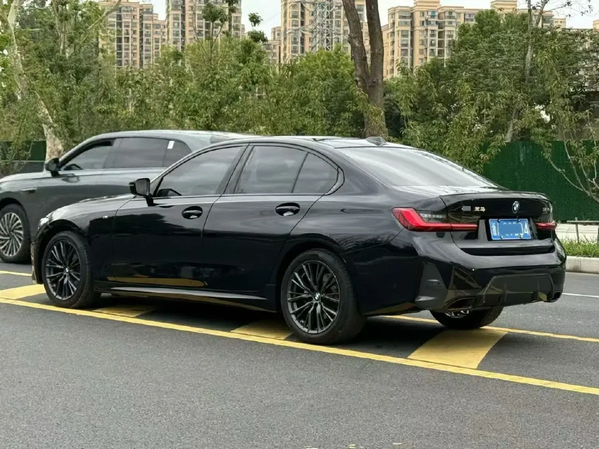 2023 BMW 3 Series 2.0T 184HP L4 8AT,autocango,china used car exporter,china ev exporter,chinese used car exporter,chinese used ev exporter