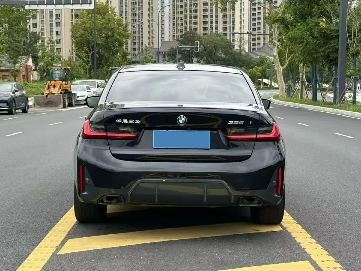 2023 BMW 3 Series 2.0T 184HP L4 8AT,autocango,china used car exporter,china ev exporter,chinese used car exporter,chinese used ev exporter