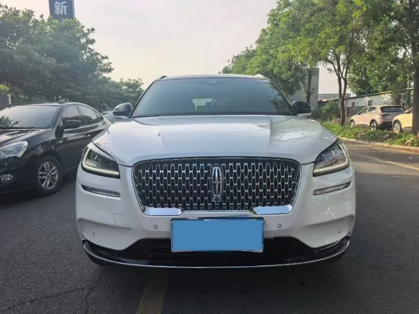 2021 Lincoln Corsair 2.0T 245HP L4 8AT,autocango,china used car exporter,china ev exporter,chinese used car exporter,chinese used ev exporter