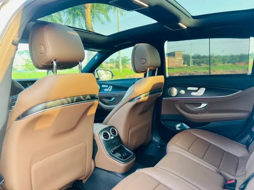 2023 Mercedes-Benz E Class 2.0T 258HP L4 9AT,autocango,china used car exporter,china ev exporter,chinese used car exporter,chinese used ev exporter