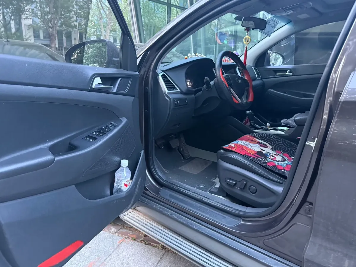 2019 Hyundai Tucson 1.6T 177HP L4 7DCT,autocango,china used car exporter,china ev exporter,chinese used car exporter,chinese used ev exporter