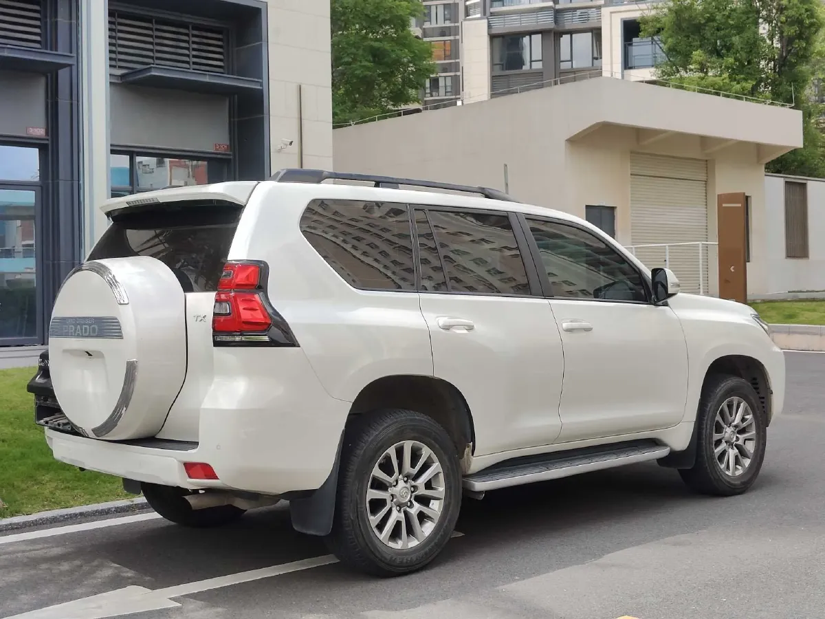 2018 Mercedes-Benz E Class 2.0T 184HP L4 9AT,autocango,china used car exporter,china ev exporter,chinese used car exporter,chinese used ev exporter