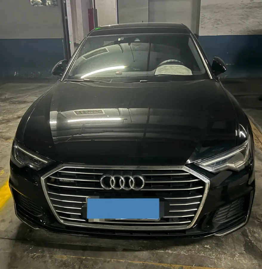 2020 Audi A6L 2.0T 224HP L4 7DCT,autocango,china used car exporter,china ev exporter,chinese used car exporter,chinese used ev exporter