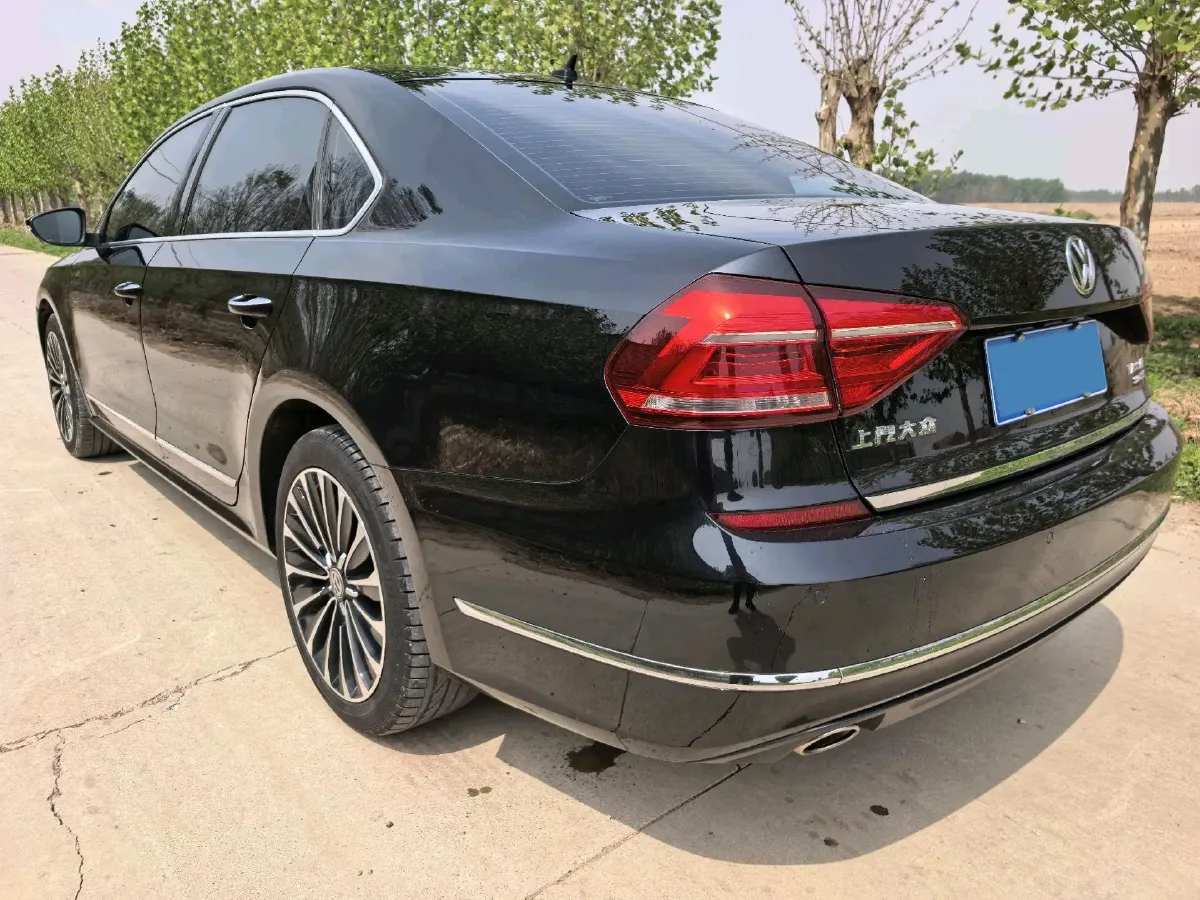 2017 Volkswagen Passat 1.8T 180HP L4 7DCT,autocango,china used car exporter,china ev exporter,chinese used car exporter,chinese used ev exporter
