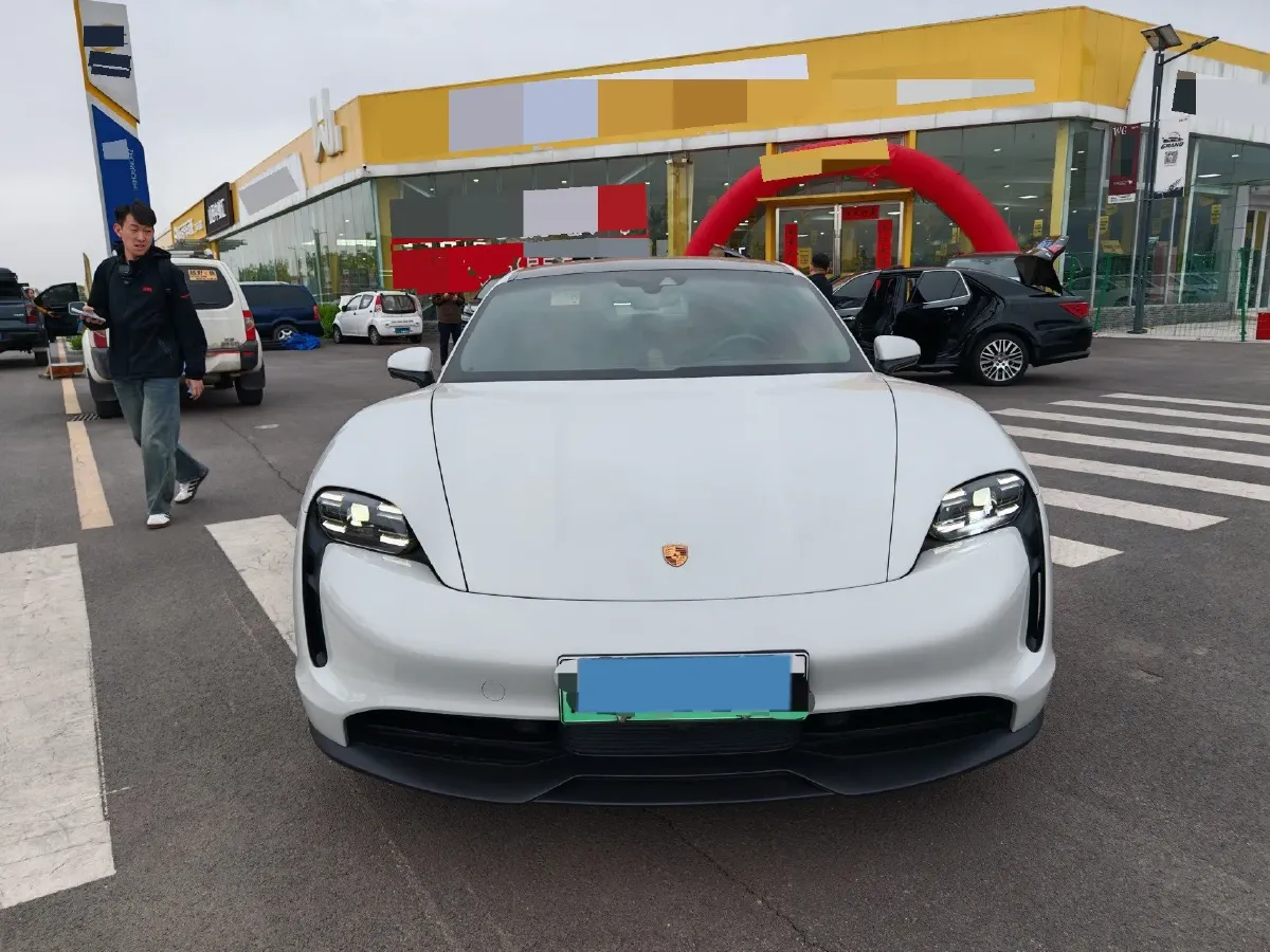 2020 Porsche Taycan 2AT BEV 79.2KWH,autocango,china used car exporter,china ev exporter,chinese used car exporter,chinese used ev exporter