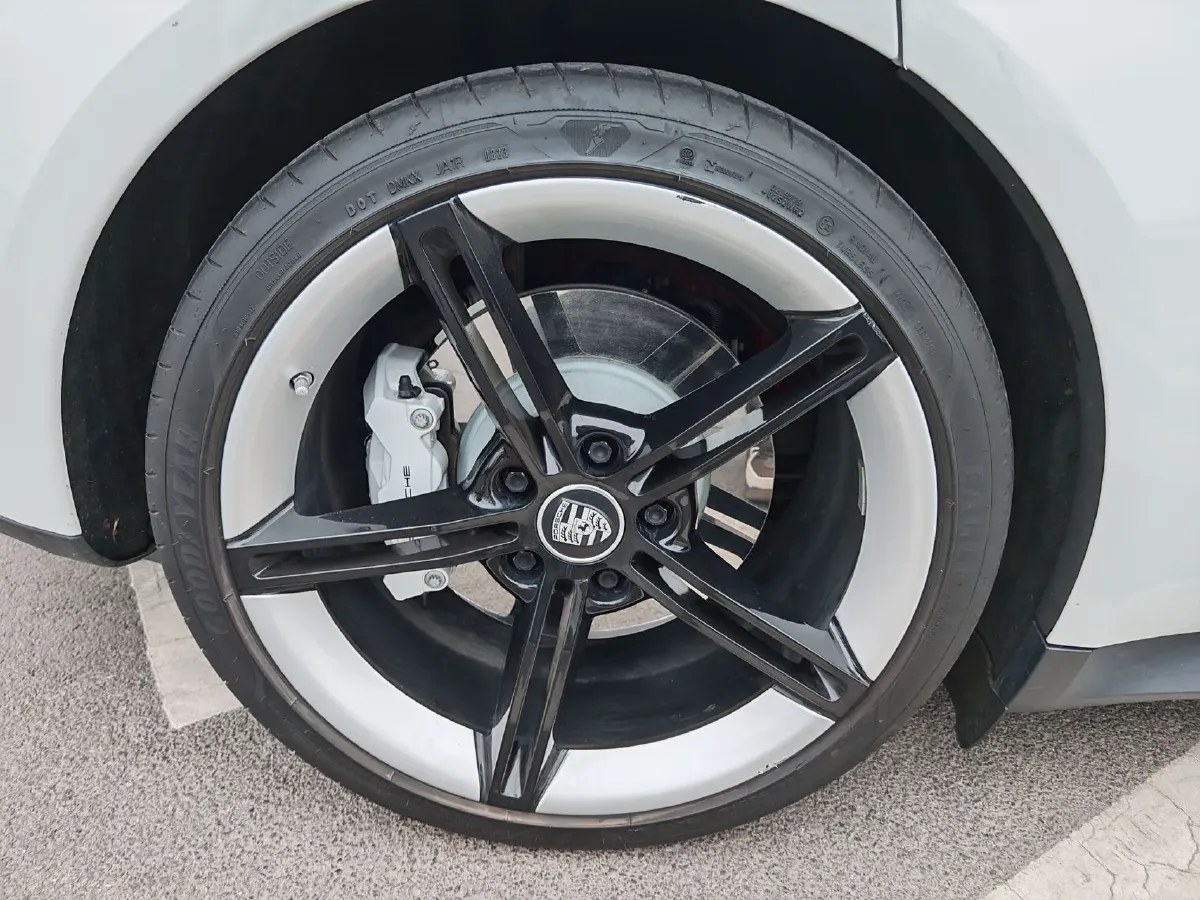 2020 Porsche Taycan 2AT BEV 79.2KWH,autocango,china used car exporter,china ev exporter,chinese used car exporter,chinese used ev exporter