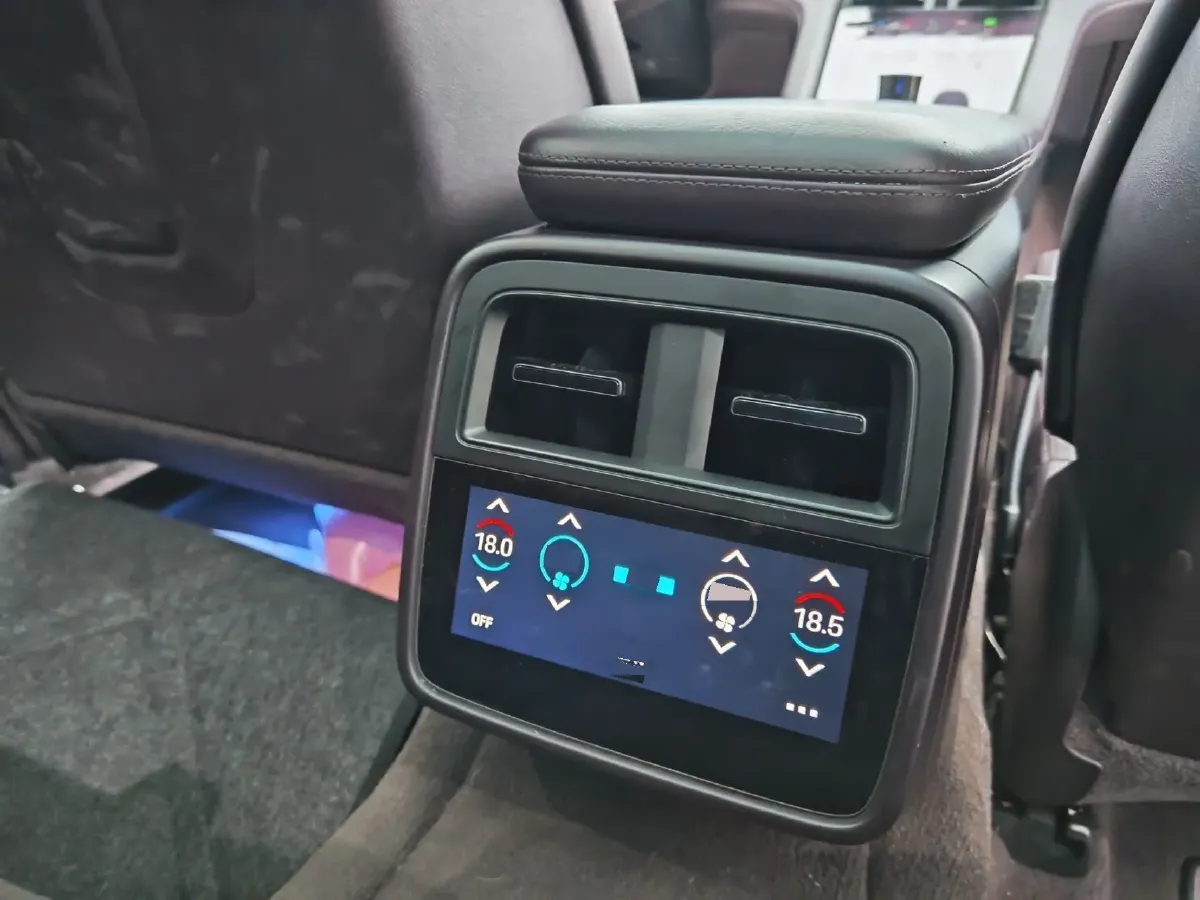 2020 Porsche Taycan 2AT BEV 79.2KWH,autocango,china used car exporter,china ev exporter,chinese used car exporter,chinese used ev exporter