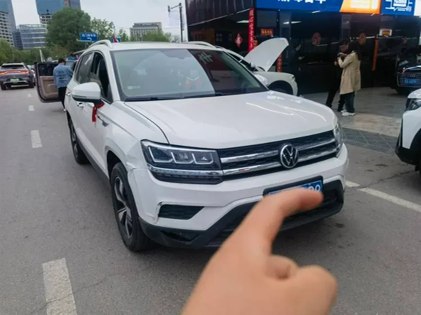 2021 Volkswagen Tharu 1.4T 150HP L4 7DCT,autocango,china used car exporter,china ev exporter,chinese used car exporter,chinese used ev exporter