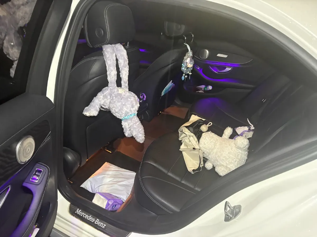 2020 Mercedes-Benz C Class 1.5T 184HP L4 9AT,autocango,china used car exporter,china ev exporter,chinese used car exporter,chinese used ev exporter