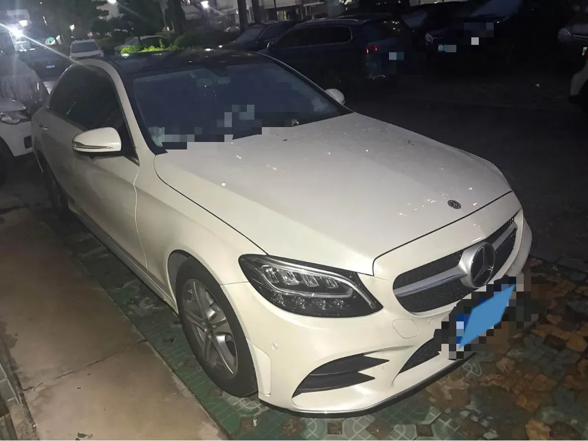 2020 Mercedes-Benz C Class 1.5T 184HP L4 9AT,autocango,china used car exporter,china ev exporter,chinese used car exporter,chinese used ev exporter