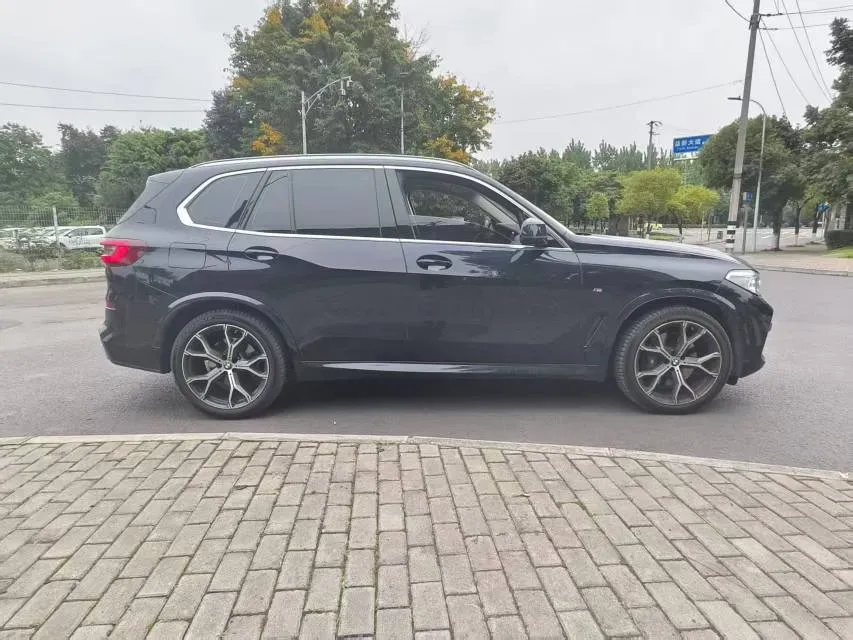 2022 BMW X5 2.0T 245HP L4 8AT,autocango,china used car exporter,china ev exporter,chinese used car exporter,chinese used ev exporter