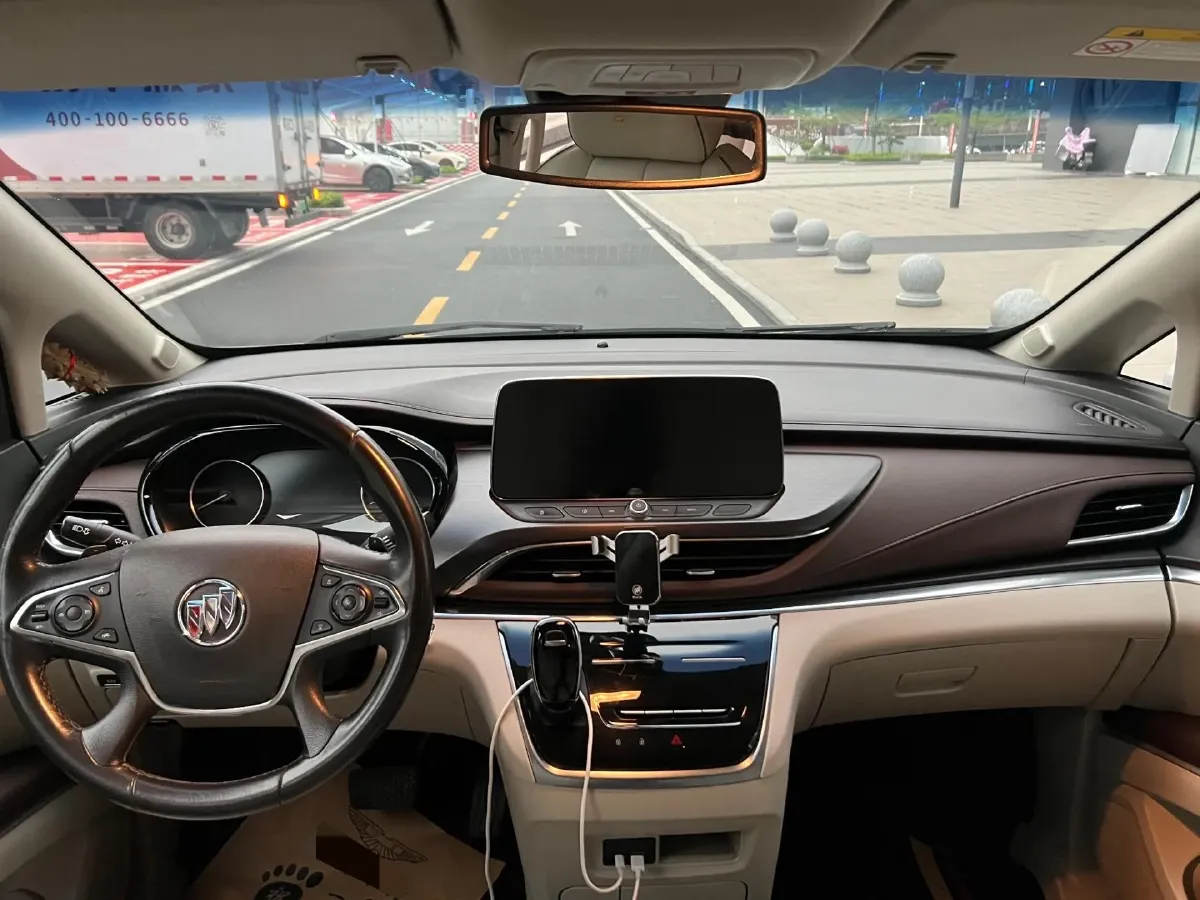 2021 Buick GL8 2.0T 237HP L4 9AT,autocango,china used car exporter,china ev exporter,chinese used car exporter,chinese used ev exporter