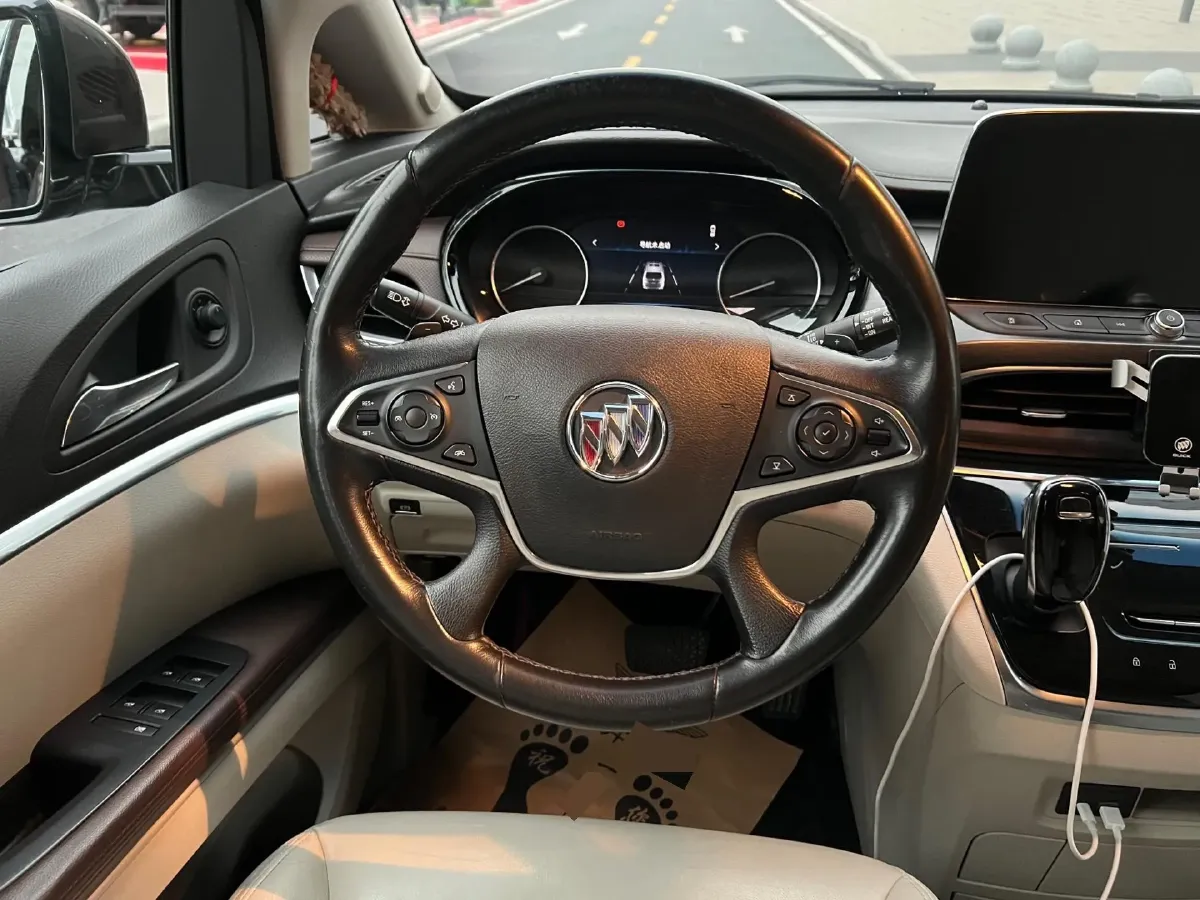2021 Buick GL8 2.0T 237HP L4 9AT,autocango,china used car exporter,china ev exporter,chinese used car exporter,chinese used ev exporter