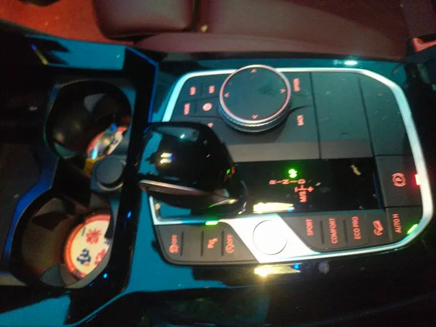 2022 BMW X3 2.0T 252HP L4 8AT,autocango,china used car exporter,china ev exporter,chinese used car exporter,chinese used ev exporter