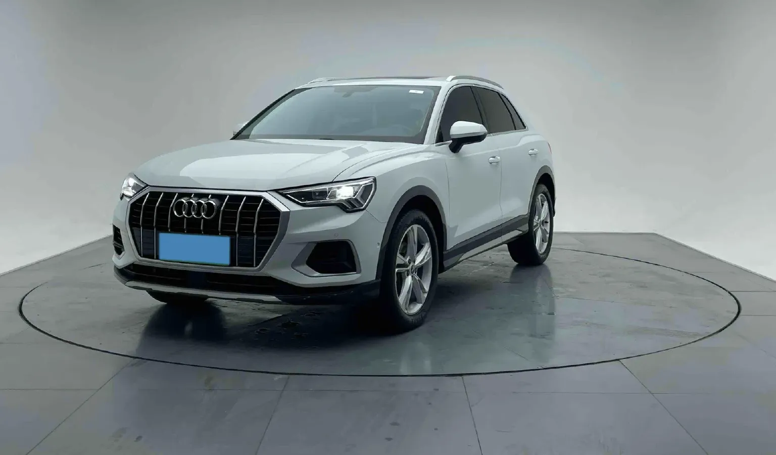 2022 Audi Q3 1.4T 150HP L4 7DCT,autocango,china used car exporter,china ev exporter,chinese used car exporter,chinese used ev exporter