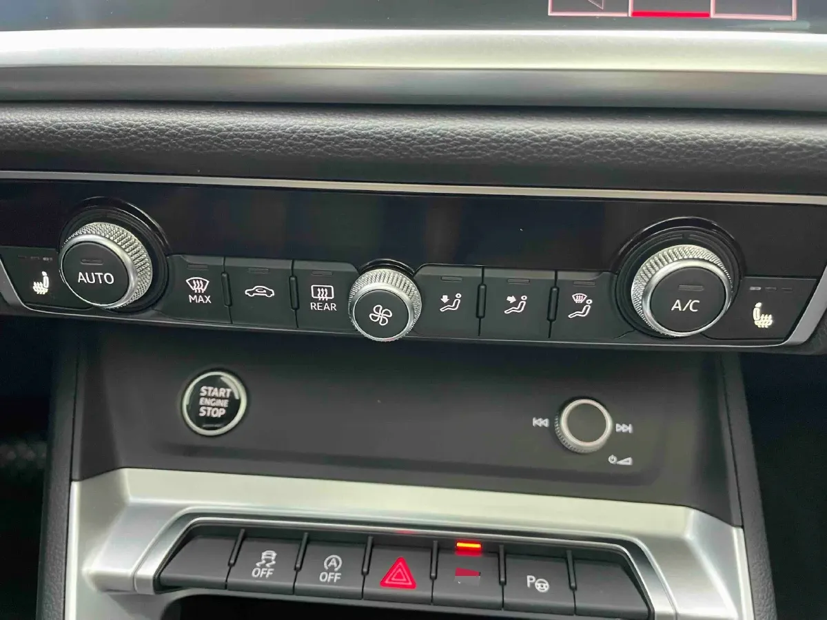 2022 Audi Q3 1.4T 150HP L4 7DCT,autocango,china used car exporter,china ev exporter,chinese used car exporter,chinese used ev exporter