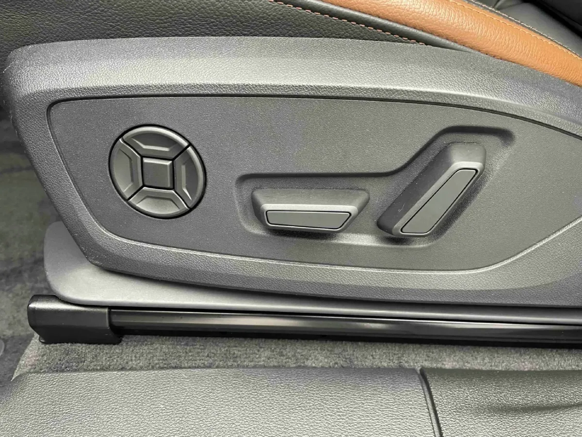 2022 Audi Q3 1.4T 150HP L4 7DCT,autocango,china used car exporter,china ev exporter,chinese used car exporter,chinese used ev exporter