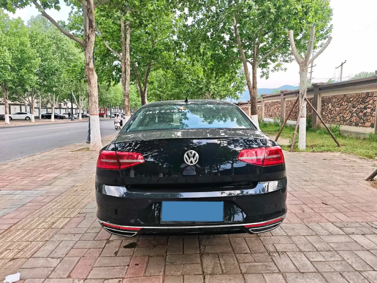 2018 Volkswagen Magotan 1.8T 180HP L4 7DCT,autocango,china used car exporter,china ev exporter,chinese used car exporter,chinese used ev exporter