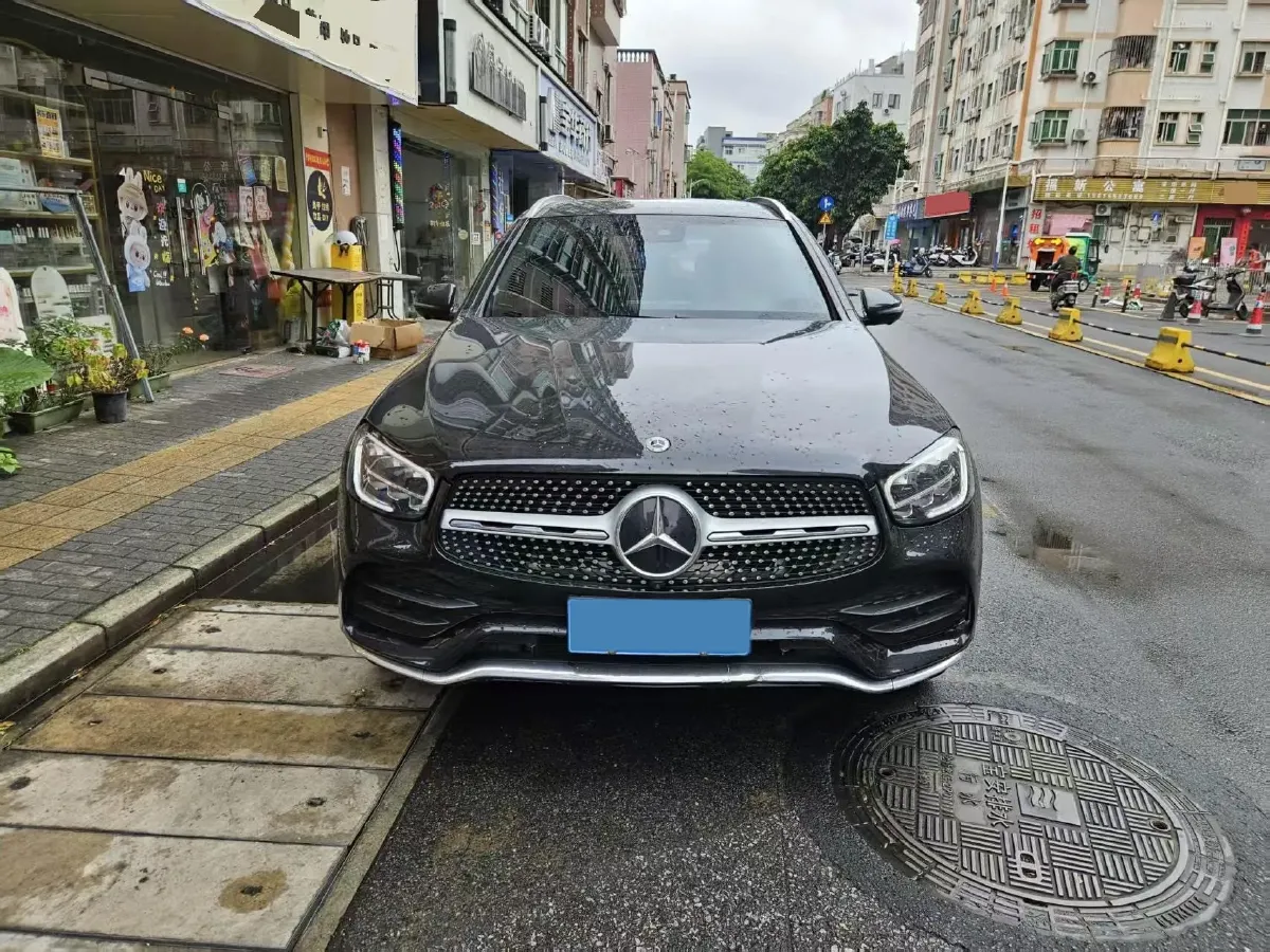 2022 Mercedes-Benz GLC Class 2.0T 258HP L4 9AT,autocango,china used car exporter,china ev exporter,chinese used car exporter,chinese used ev exporter