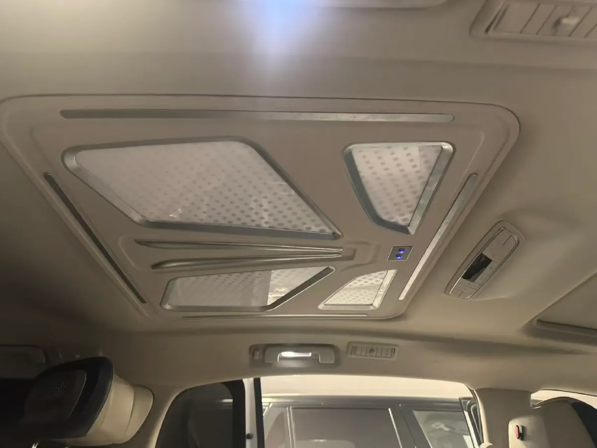 2021 Buick GL8 2.0T 237HP L4 9AT,autocango,china used car exporter,china ev exporter,chinese used car exporter,chinese used ev exporter