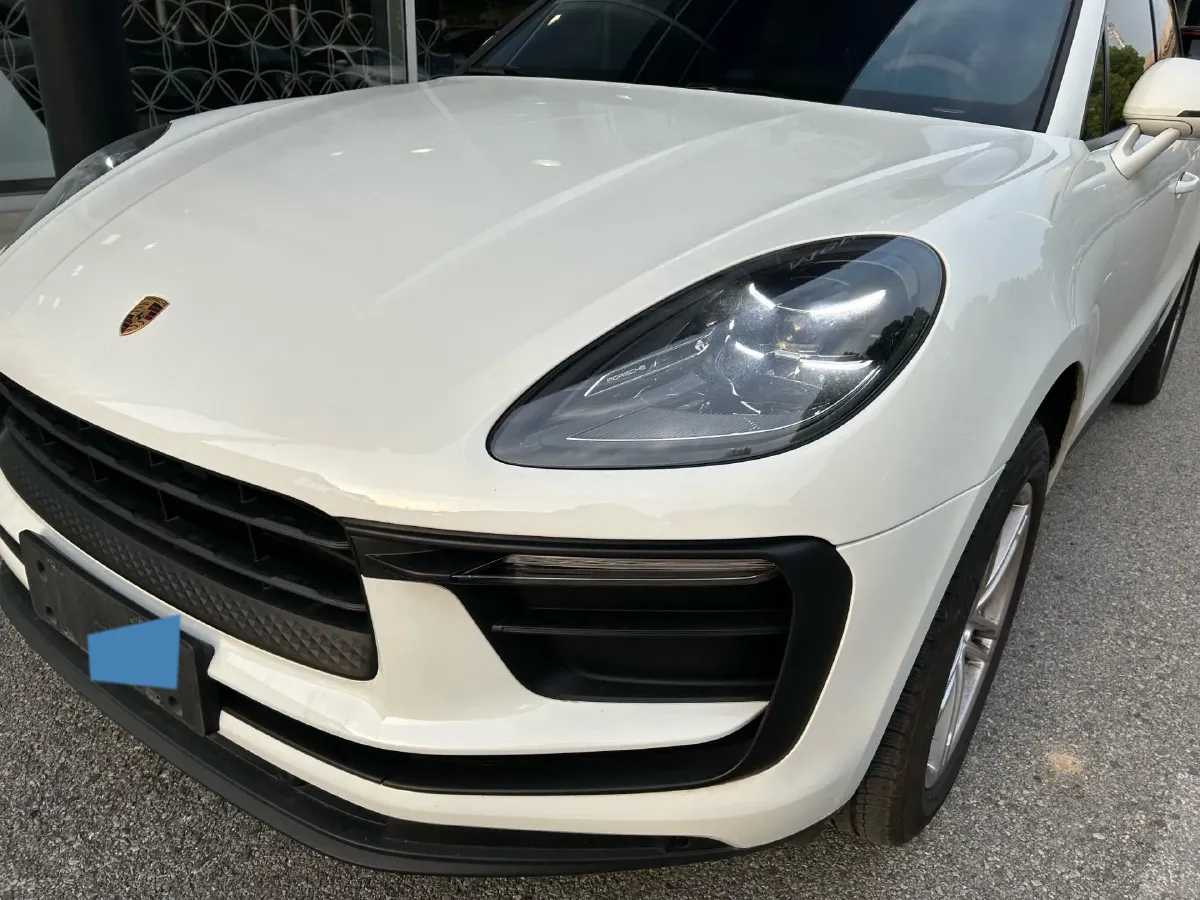 2023 Porsche Macan 2.0T 265HP L4 7DCT,autocango,china used car exporter,china ev exporter,chinese used car exporter,chinese used ev exporter