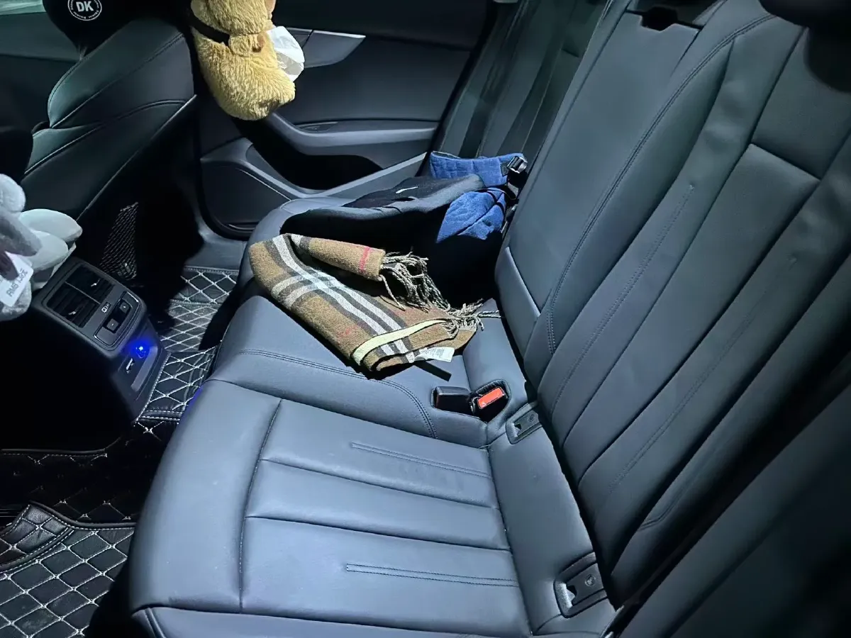 2023 Audi A5 2.0T 204HP L4 7DCT,autocango,china used car exporter,china ev exporter,chinese used car exporter,chinese used ev exporter