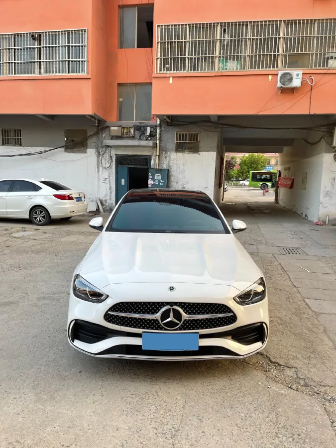 2024 Mercedes-Benz C Class 1.5T 204HP L4 9AT,autocango,china used car exporter,china ev exporter,chinese used car exporter,chinese used ev exporter