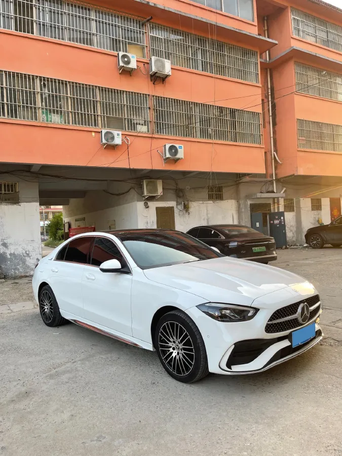 2024 Mercedes-Benz C Class 1.5T 204HP L4 9AT,autocango,china used car exporter,china ev exporter,chinese used car exporter,chinese used ev exporter