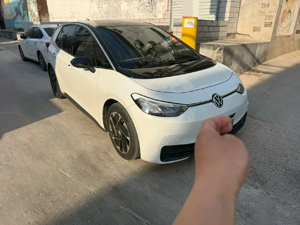 2025 Volkswagen ID.3 BEV 52.8KWH,autocango,china used car exporter,china ev exporter,chinese used car exporter,chinese used ev exporter