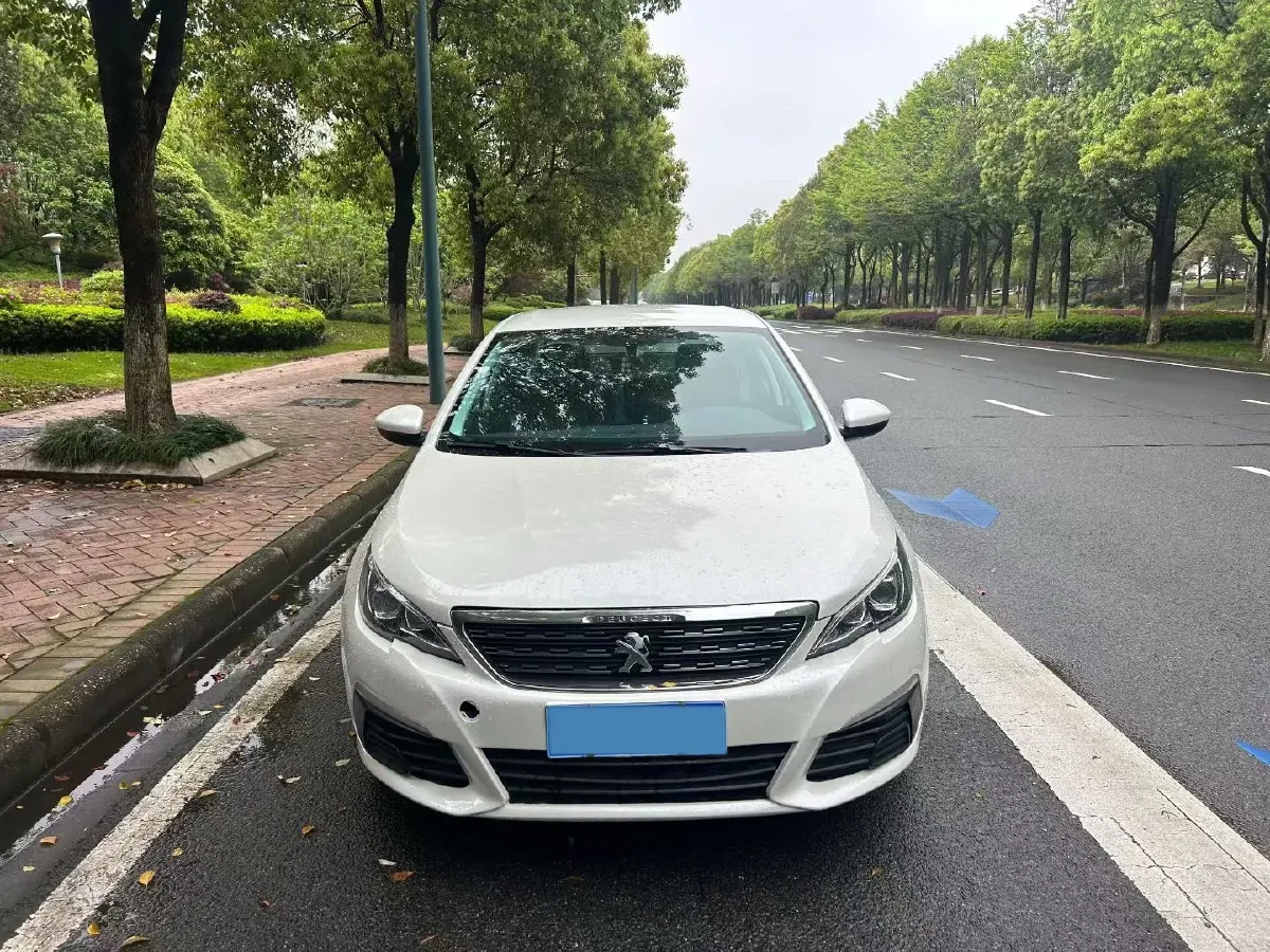 2016 Peugeot 308 1.2T 136HP L3 5MT,autocango,china used car exporter,china ev exporter,chinese used car exporter,chinese used ev exporter