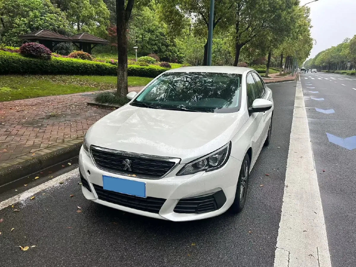 2016 Peugeot 308 1.2T 136HP L3 5MT,autocango,china used car exporter,china ev exporter,chinese used car exporter,chinese used ev exporter