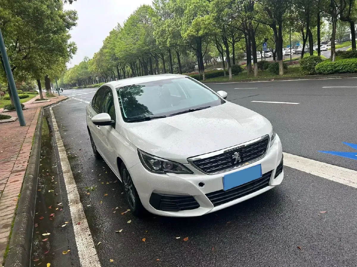 2016 Peugeot 308 1.2T 136HP L3 5MT,autocango,china used car exporter,china ev exporter,chinese used car exporter,chinese used ev exporter