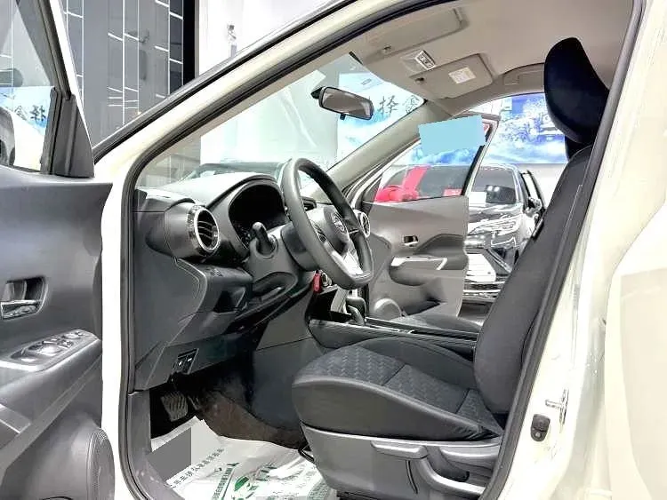 2023 Nissan Kicks 1.5L 122HP L4 CVT,autocango,china used car exporter,china ev exporter,chinese used car exporter,chinese used ev exporter
