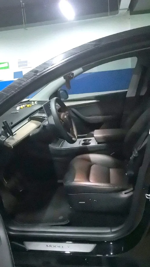 2021 MINI COUNTRYMAN 1.5T 136HP L3 8AT,autocango,china used car exporter,china ev exporter,chinese used car exporter,chinese used ev exporter