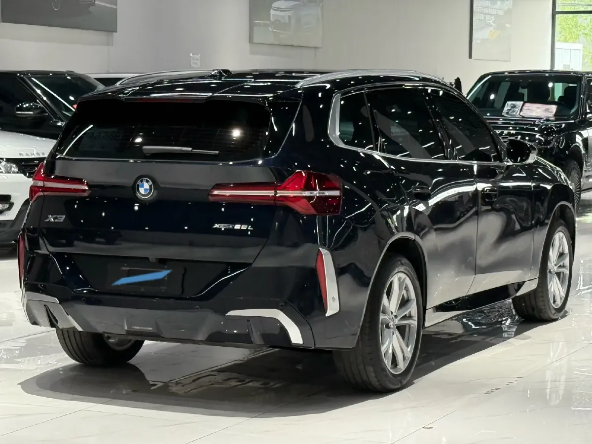 2025 BMW X3 2.0T 190HP L4 8AT,autocango,china used car exporter,china ev exporter,chinese used car exporter,chinese used ev exporter