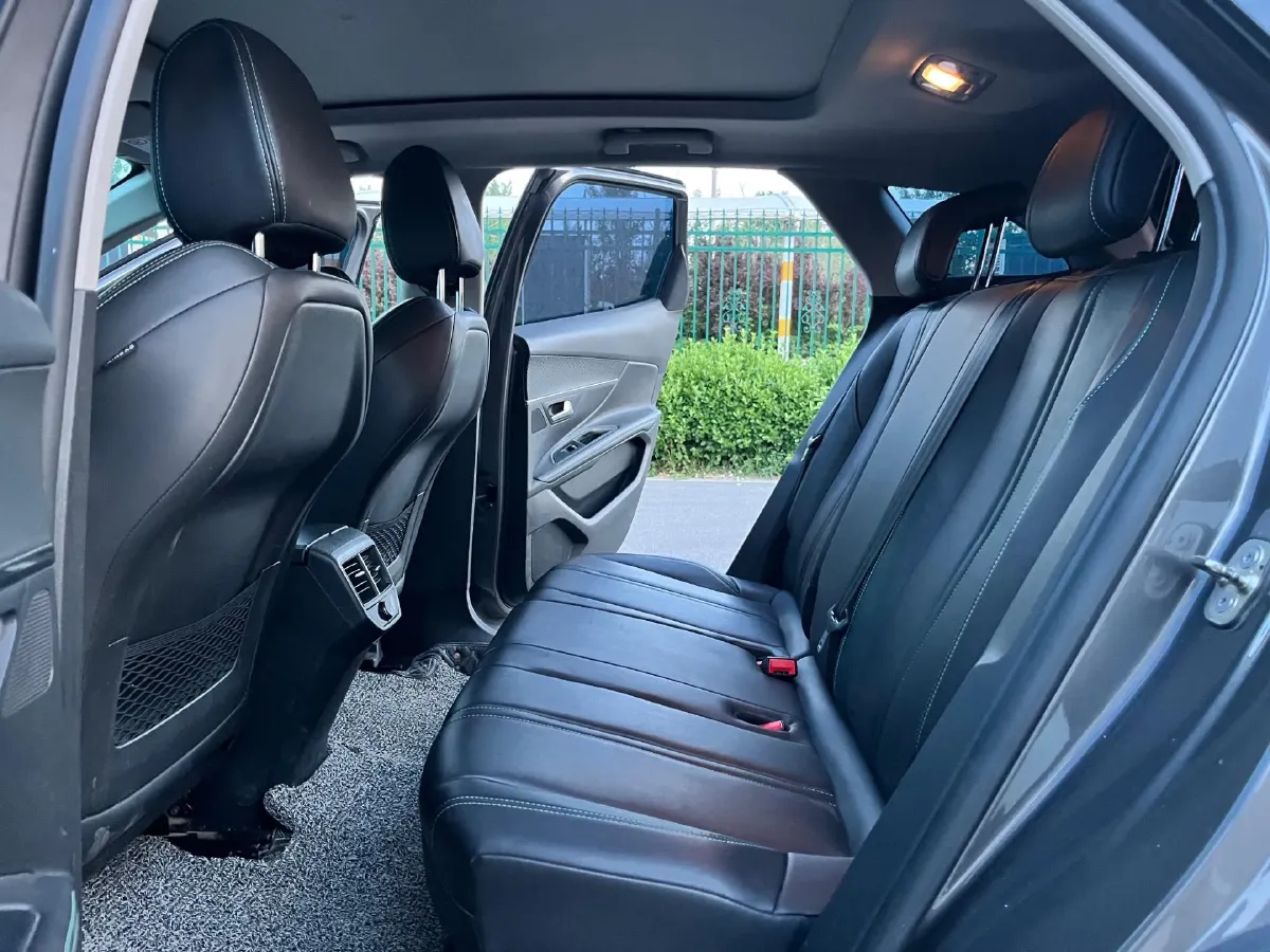 2021 Peugeot 4008 1.6T 170HP L4 8AT,autocango,china used car exporter,china ev exporter,chinese used car exporter,chinese used ev exporter