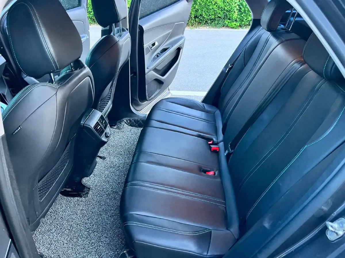 2021 Peugeot 4008 1.6T 170HP L4 8AT,autocango,china used car exporter,china ev exporter,chinese used car exporter,chinese used ev exporter