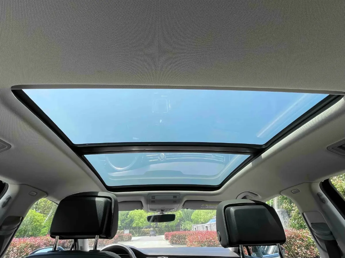 2020 Volkswagen Magotan 2.0T 186HP L4 7DCT,autocango,china used car exporter,china ev exporter,chinese used car exporter,chinese used ev exporter