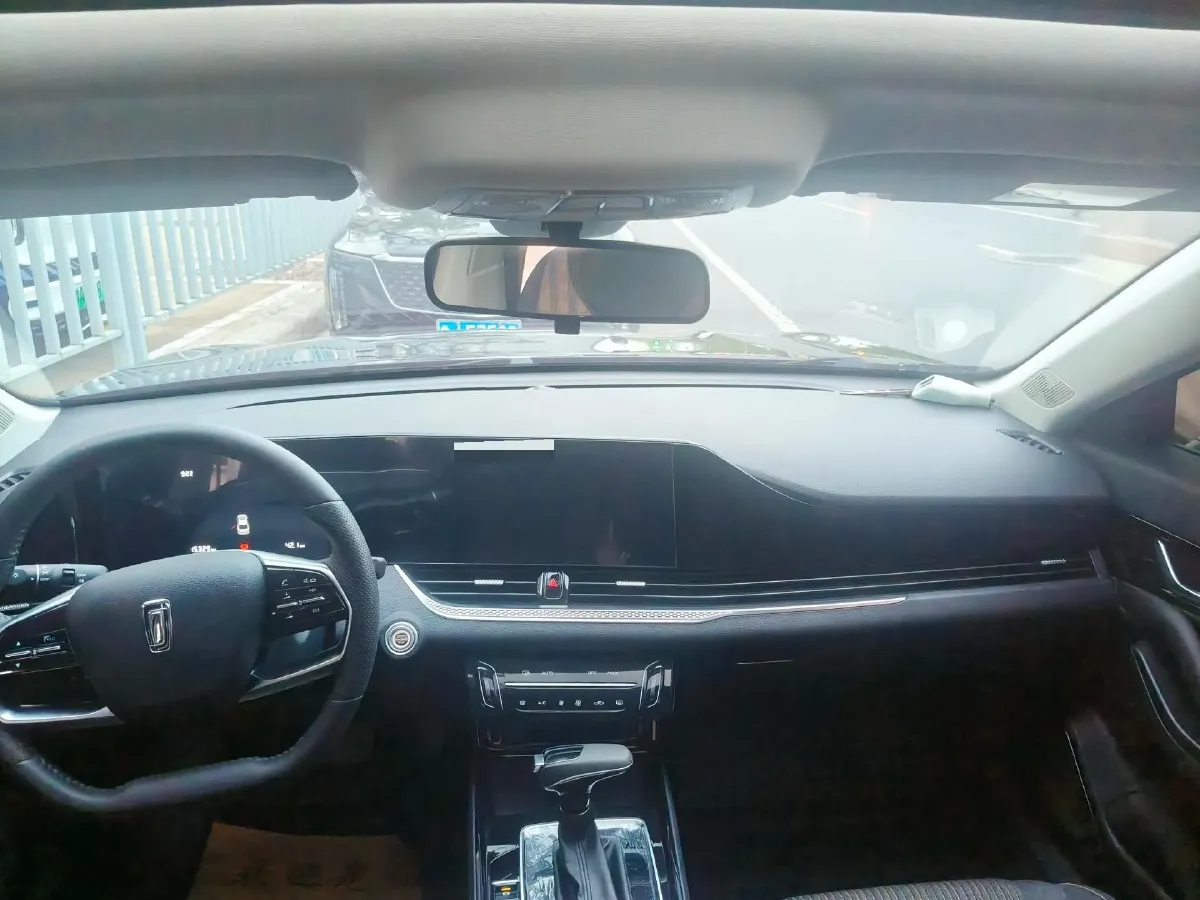 2022 Bestune B70 1.5T 169HP L4 7DCT,autocango,china used car exporter,china ev exporter,chinese used car exporter,chinese used ev exporter