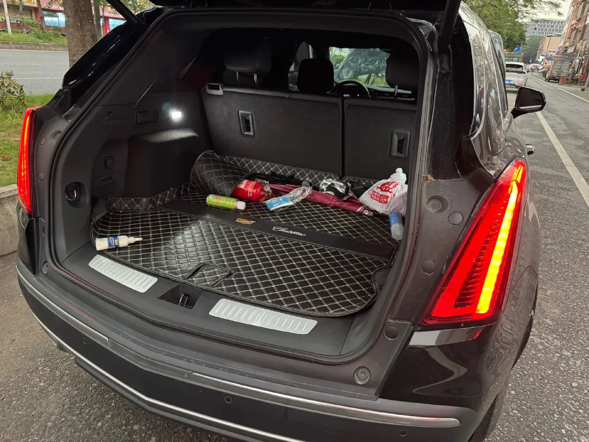 2022 Cadillac XT5 2.0T 237HP L4 9AT,autocango,china used car exporter,china ev exporter,chinese used car exporter,chinese used ev exporter