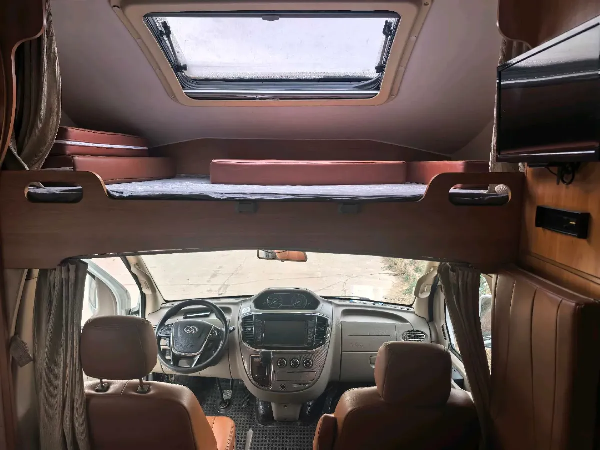 2021 MAXUS V90 RV 2.0T 148HP L4 6AT,autocango,china used car exporter,china ev exporter,chinese used car exporter,chinese used ev exporter